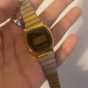 CASIO WATCH